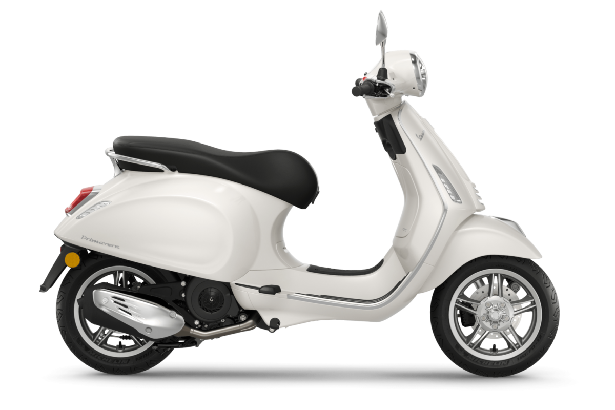 vespa primavera 125 white
