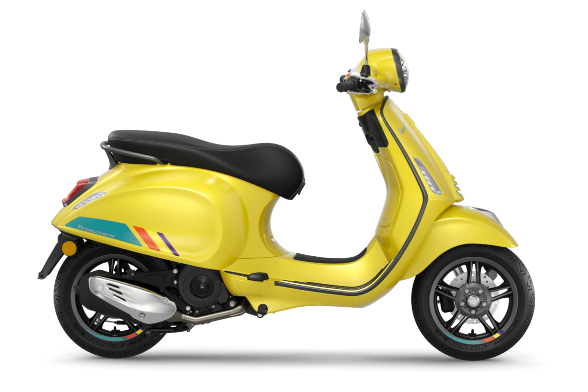 vespa primavera s 150 yellow