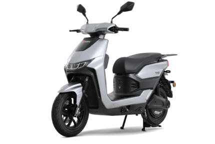 Ηλεκτρικό scooter Yadea T9 γκρι