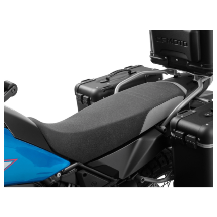 Ψηλή θερμαινόμενη σέλα (+15 mm) γνήσια για CFMOTO 1000MT-X